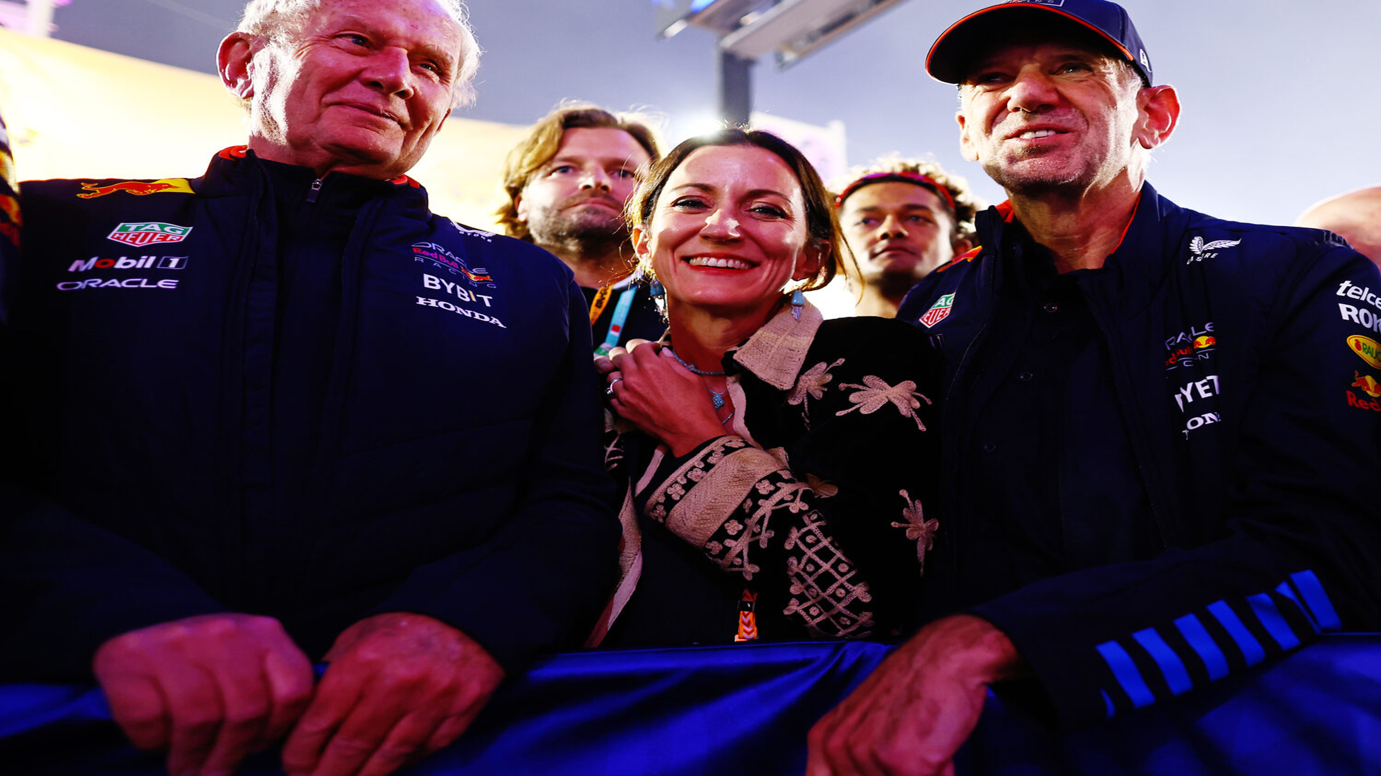 Der Gegenspieler im Machtkampf: Helmut Marko (links), Motorsportchef bei Red Bull. Bild: RB