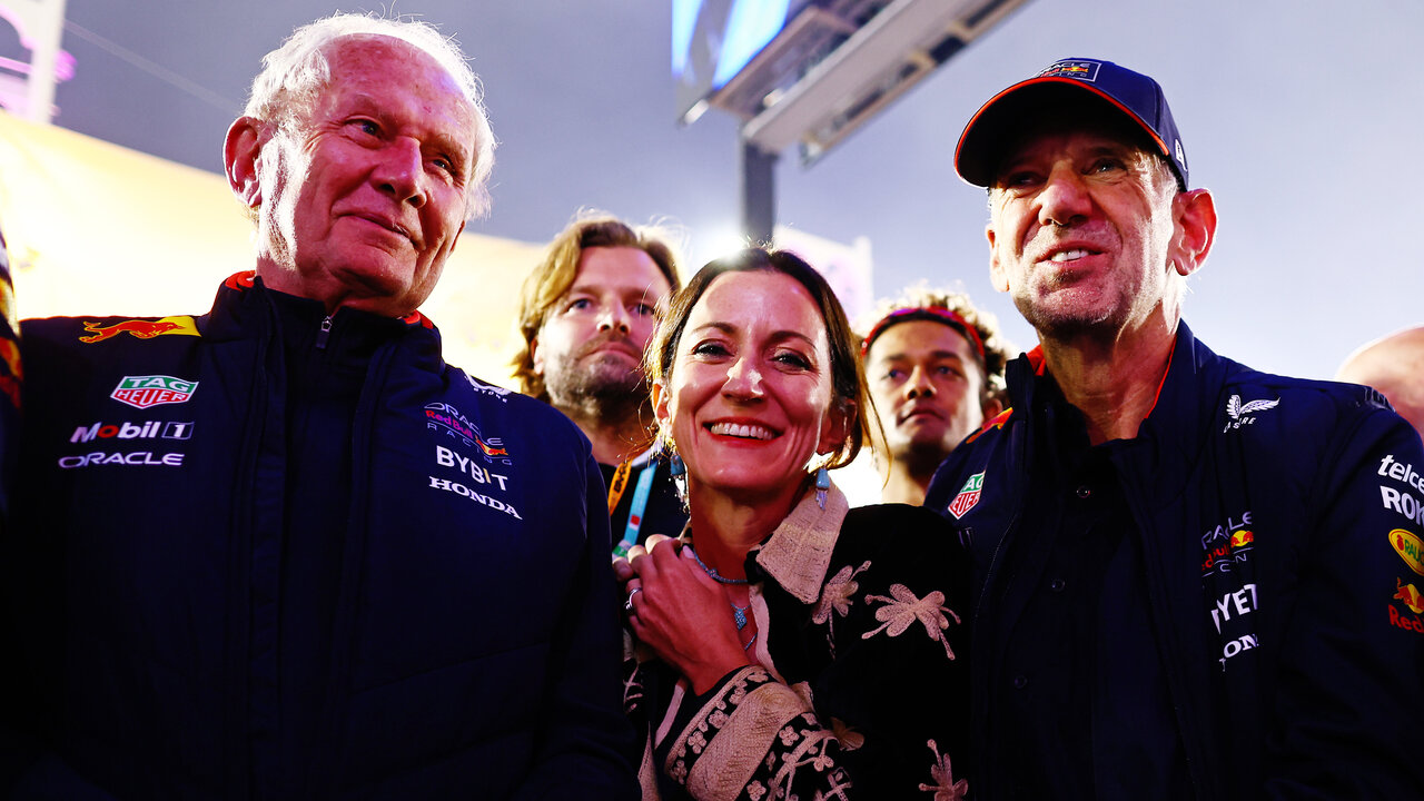 Der Gegenspieler im Machtkampf: Helmut Marko (links), Motorsportchef bei Red Bull. Bild: RB