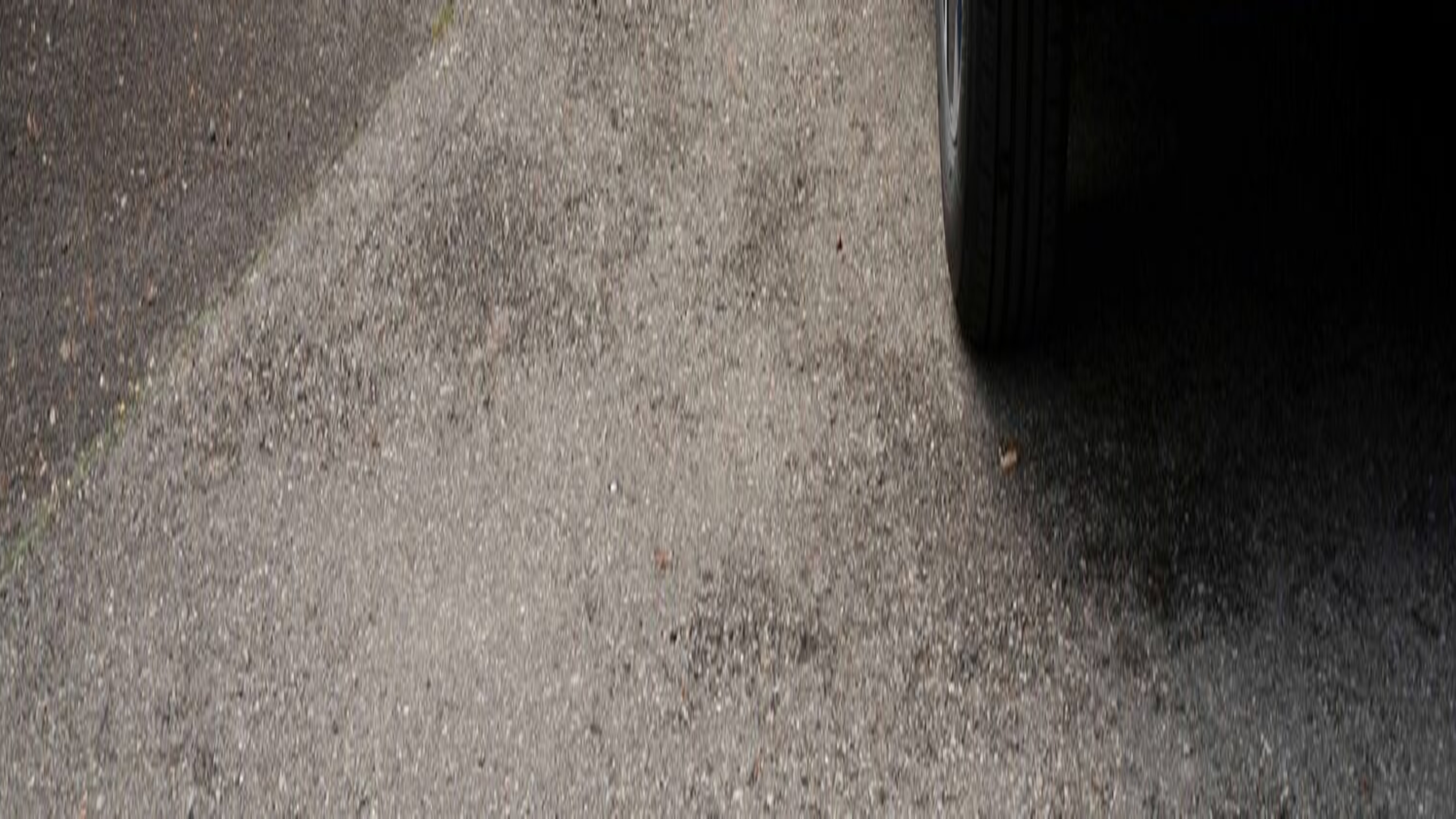 VW Käfer im Hintergrund und vorne VW ID3