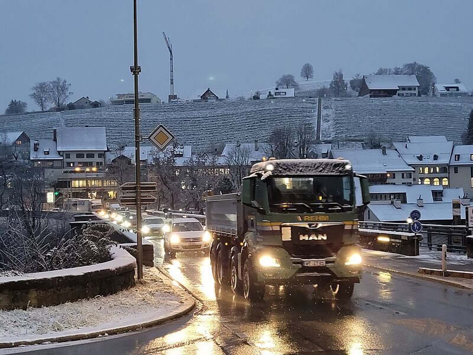 Stau in Eglisau