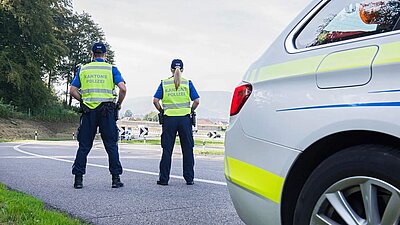 Teaser Bild mit Kantonspolizei Aargau Mitarbeitern