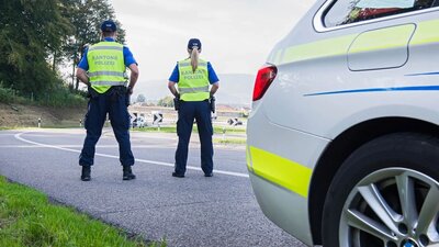 Teaser Bild mit Kantonspolizei Aargau Mitarbeitern