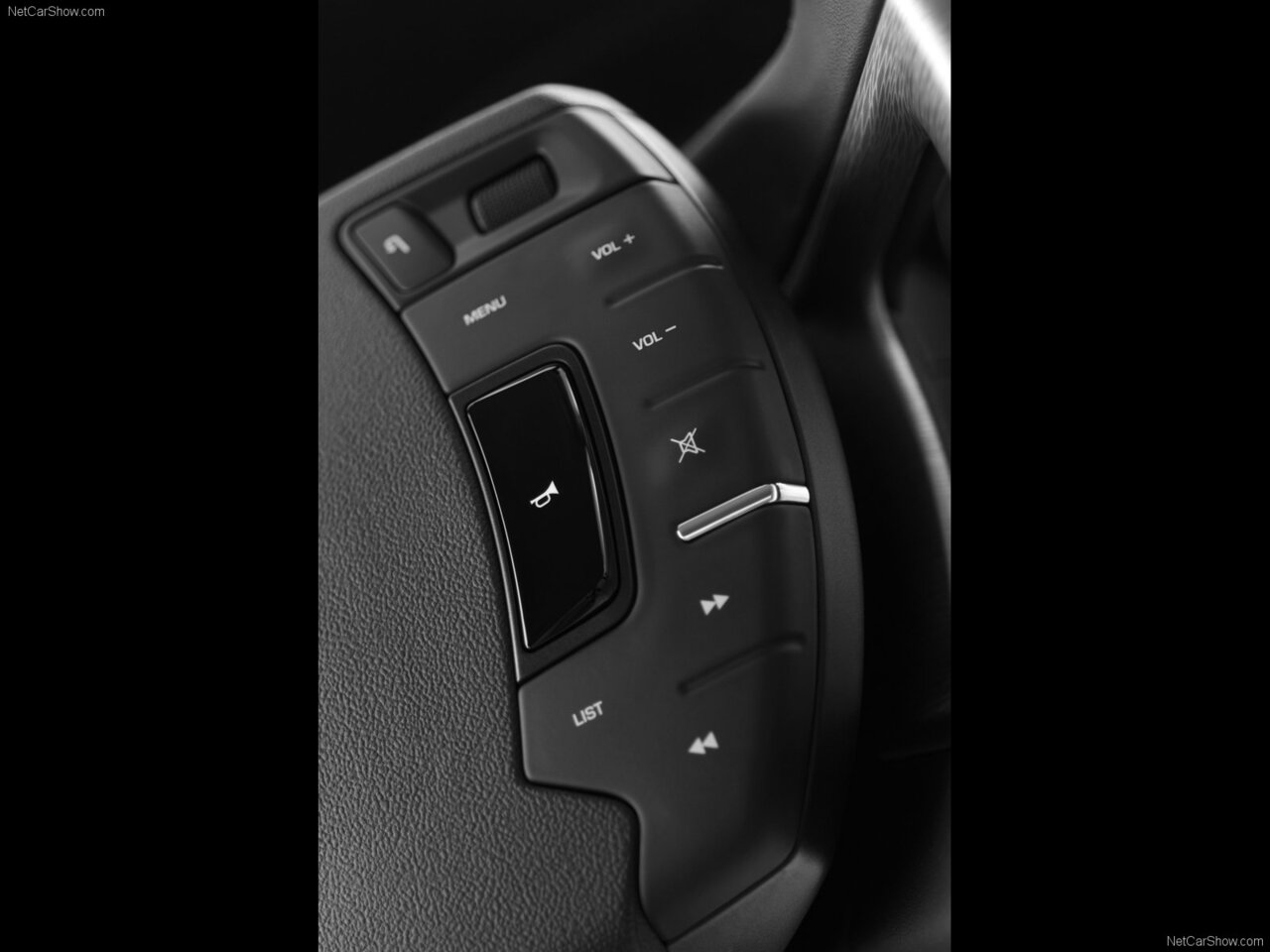 Lenkradknöpfe im Citroën C5
