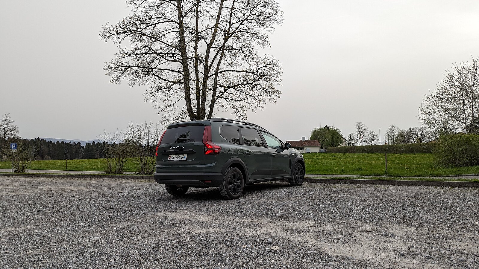 Dacia Jogger von hinten