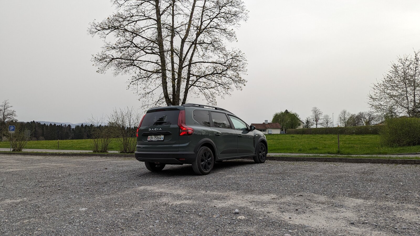 Dacia Jogger von hinten