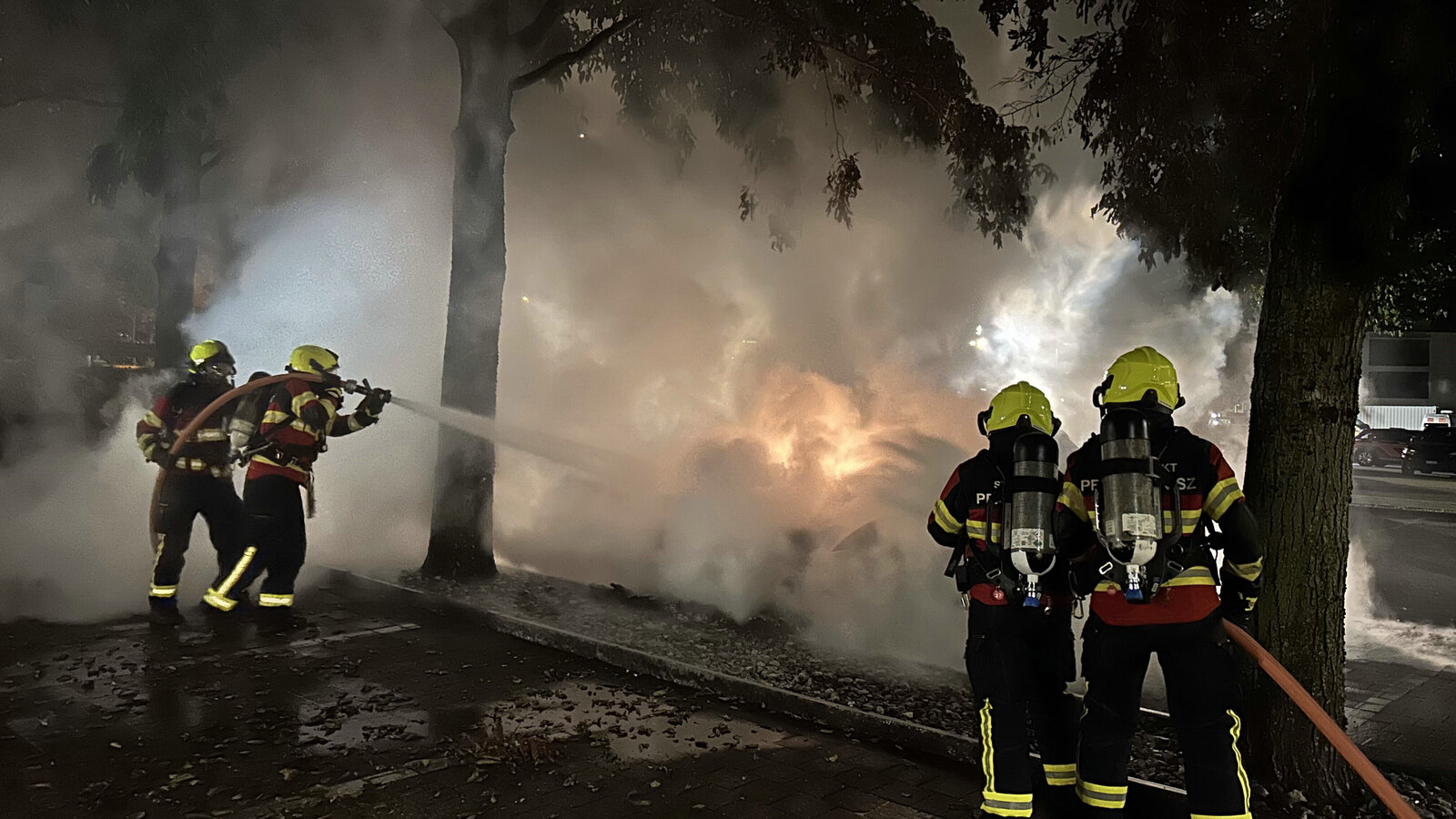 Fahrzeugbrand in Pfäffikon