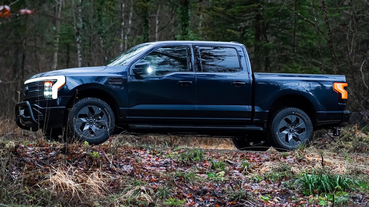 Ford F-150 Lightning von der Seite