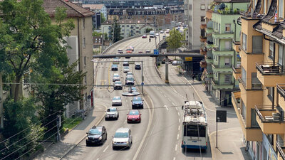 Mit Tempo 30 sollen Autos aus der Stadt vertrieben werden. Bild: Linus Barta
