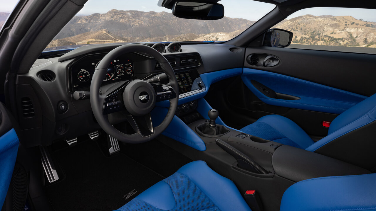 Cockpit des Nissan Z