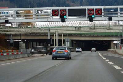 Das Nordportal des Pfändertunnels auf der Rheintal/Walgau Autobahn A14. Bild: Wikipedia, Gast32
