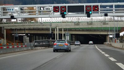 Das Nordportal des Pfändertunnels auf der Rheintal/Walgau Autobahn A14. Bild: Wikipedia, Gast32