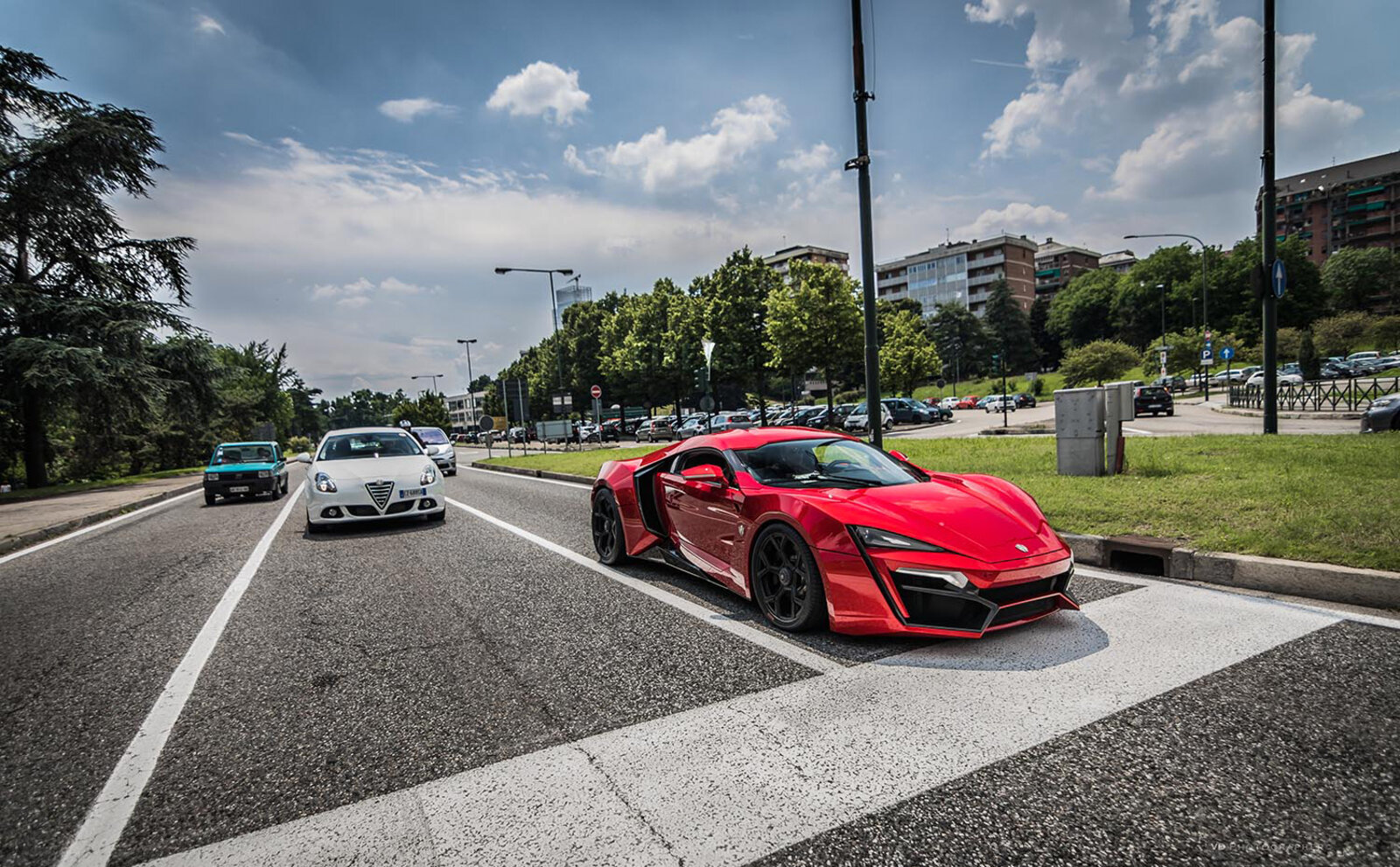 W Motors Lykan HyperSport