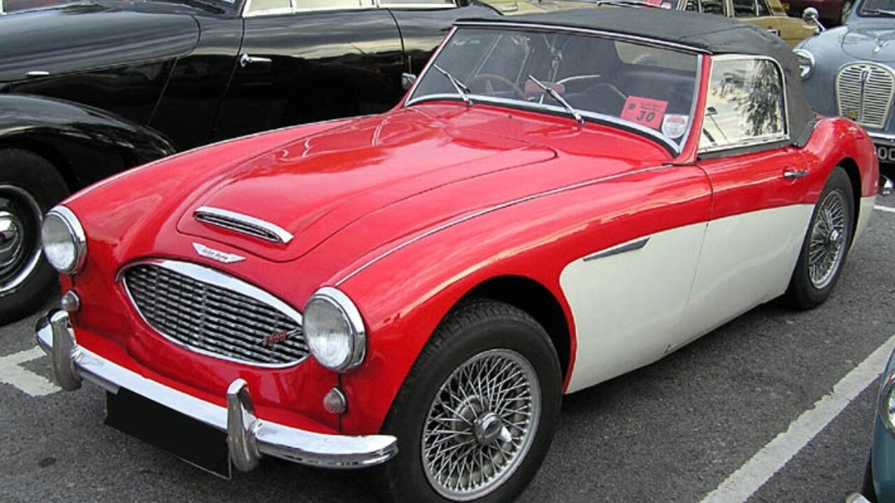 Der Austin Healey 3000 hatte ein ein unberechenbares Fahrverhalten. Bild: Arpingstone 