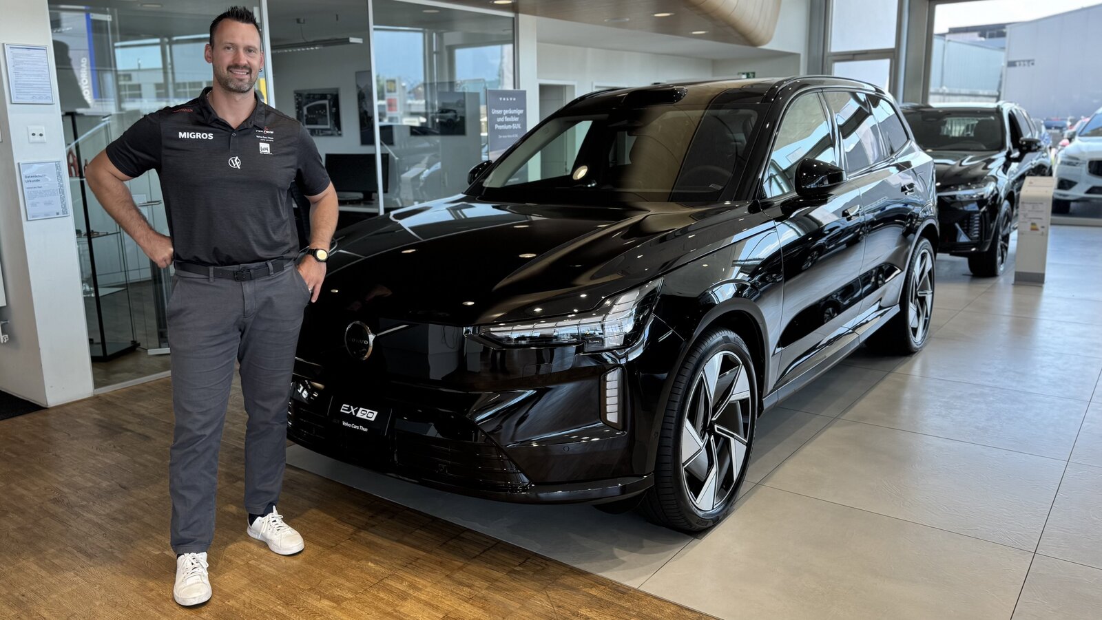 Wenger fährt einen Volvo XC 90 Mild Hybrid SUV. Bild: STREETLIFE