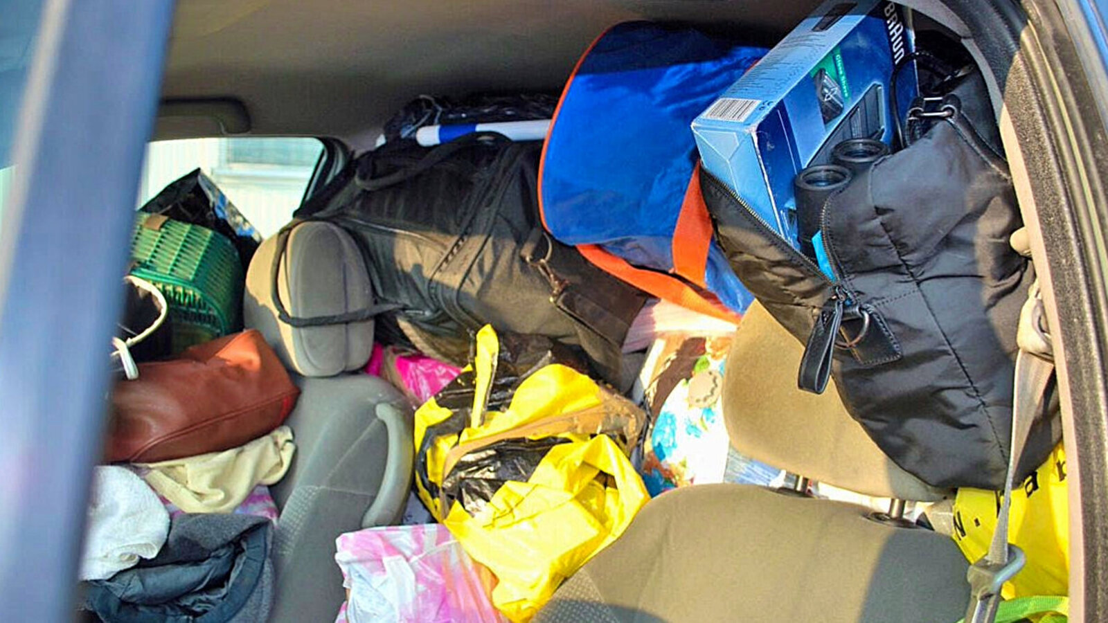 Auch der Innenraum war vollgepackt. Bild: Luzerner Polizei
