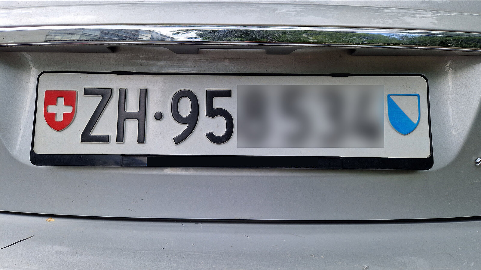 Ein sechsstelliges Symbolkennzeichen über 950'000.