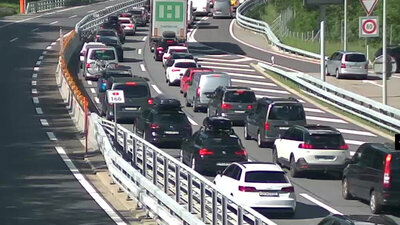 Das Bundesamt für Strassen rechnet an Auffahrt und Pfingsten mit einem grossen Verkehrsaufkommen auf Schweizer Strassen. Bild: Zvg