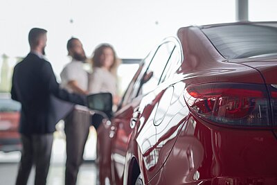 21'578 Personenwagen wurden im September 2023 erstmals in Verkehr gesetzt.