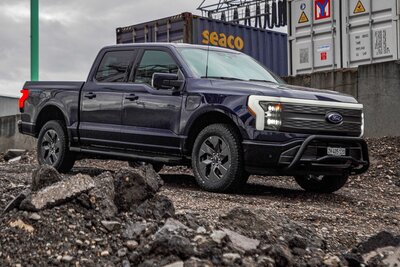 Ford F-150 Lightning von vorne