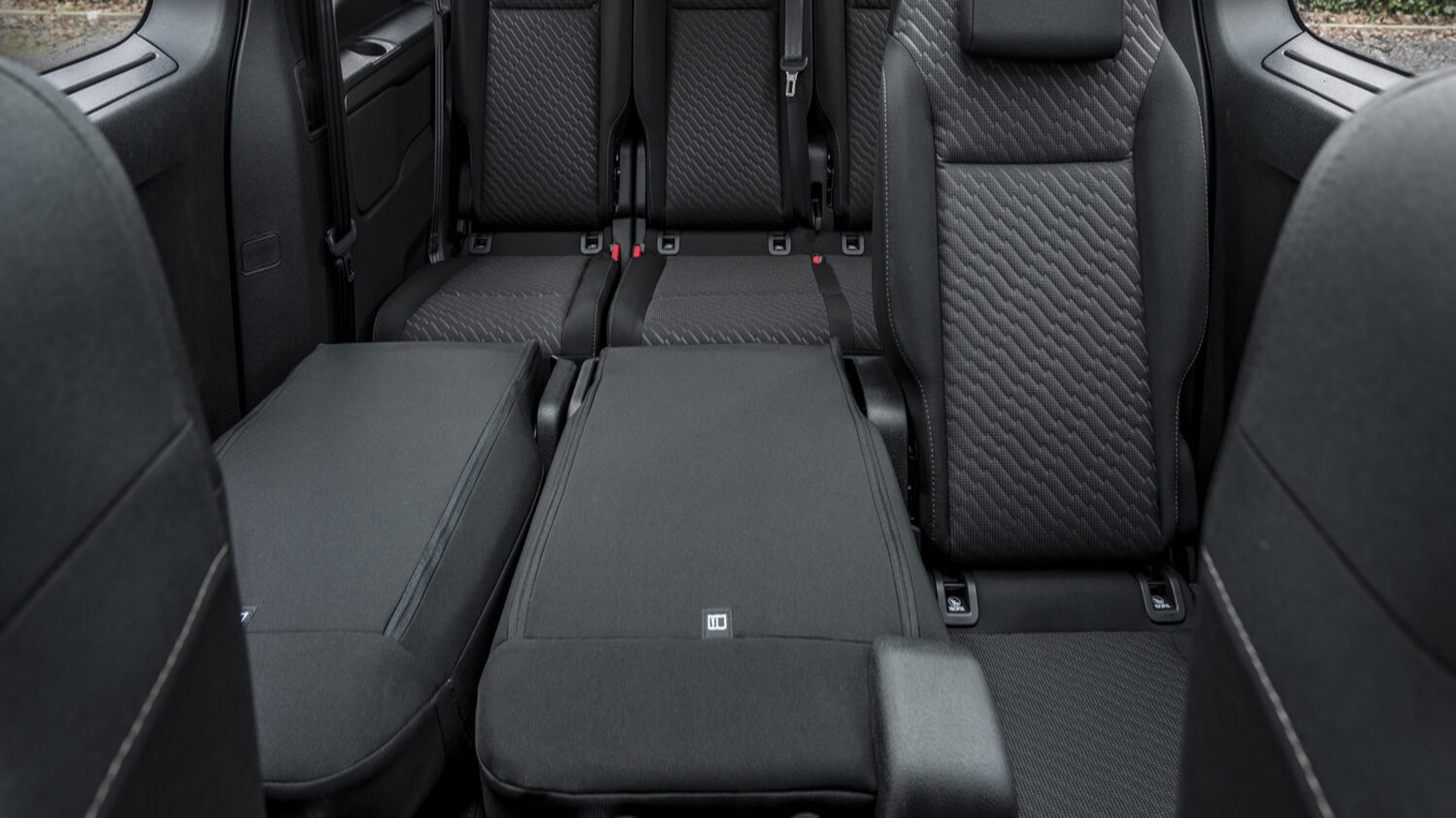 Umgeklappte Rücksitze im Toyota Proace Verso Electric.