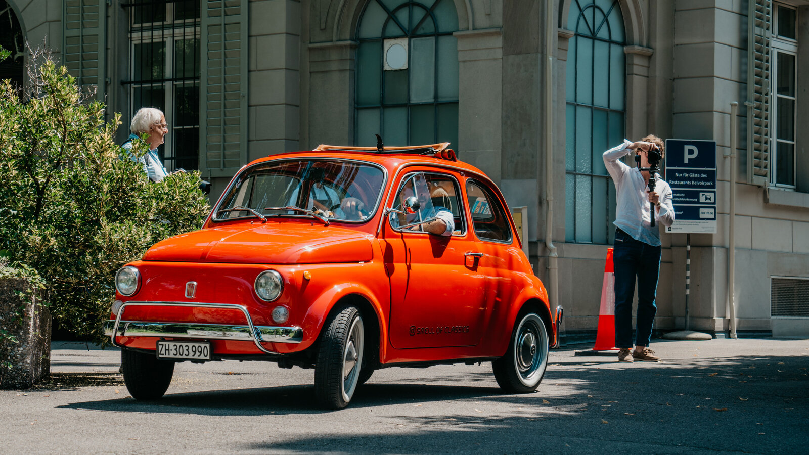 Fiat 500 am Classic Cars & Coffee im Belvoirpark
