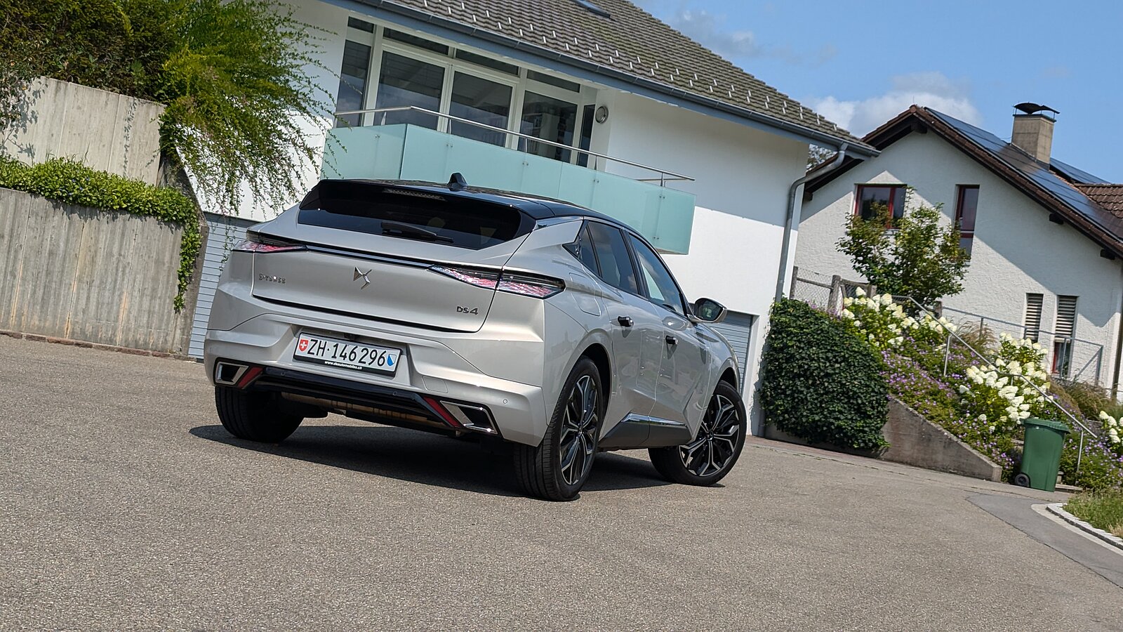 DS 4 von hinten