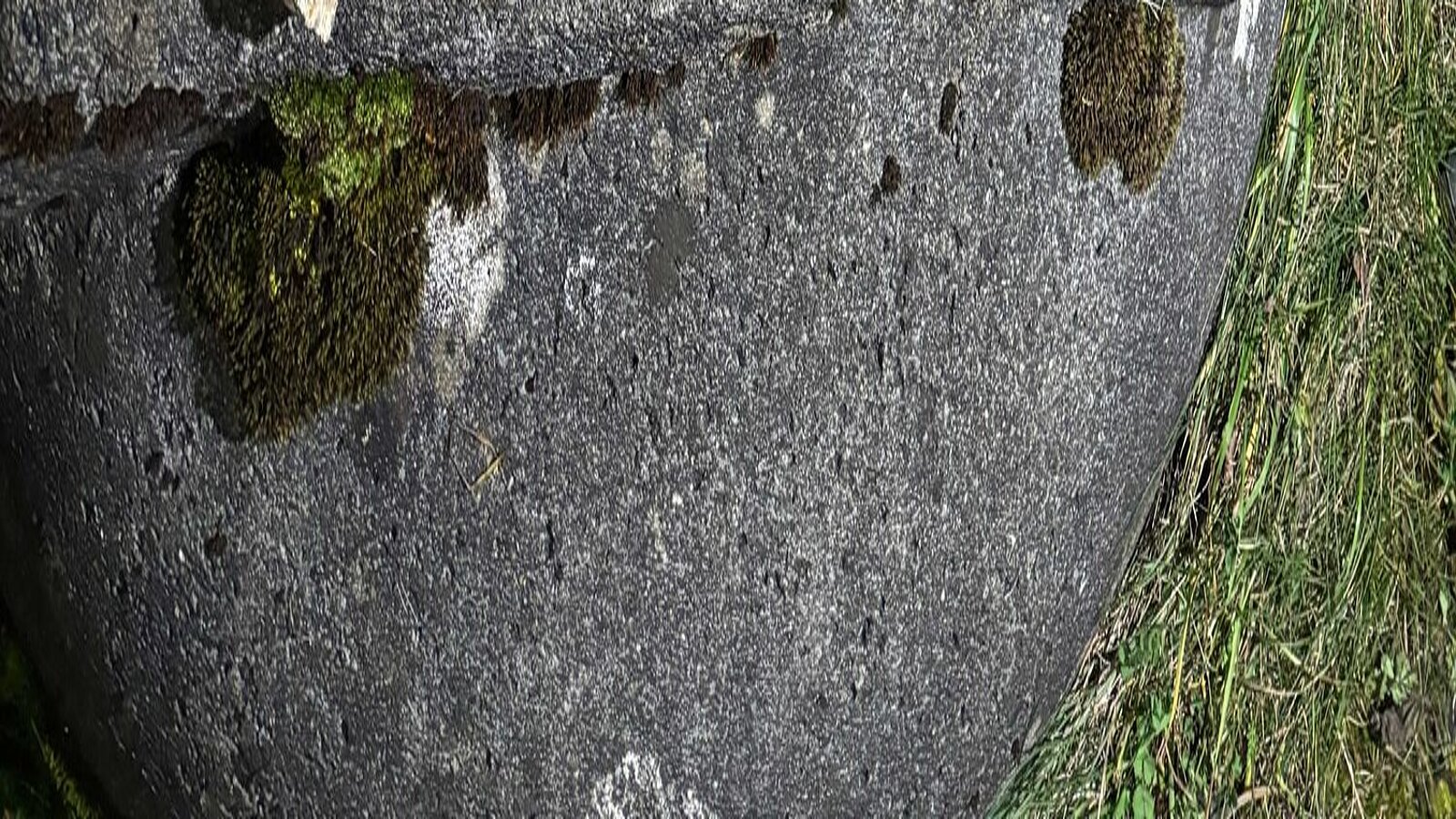 Betonplatte auf Schienen