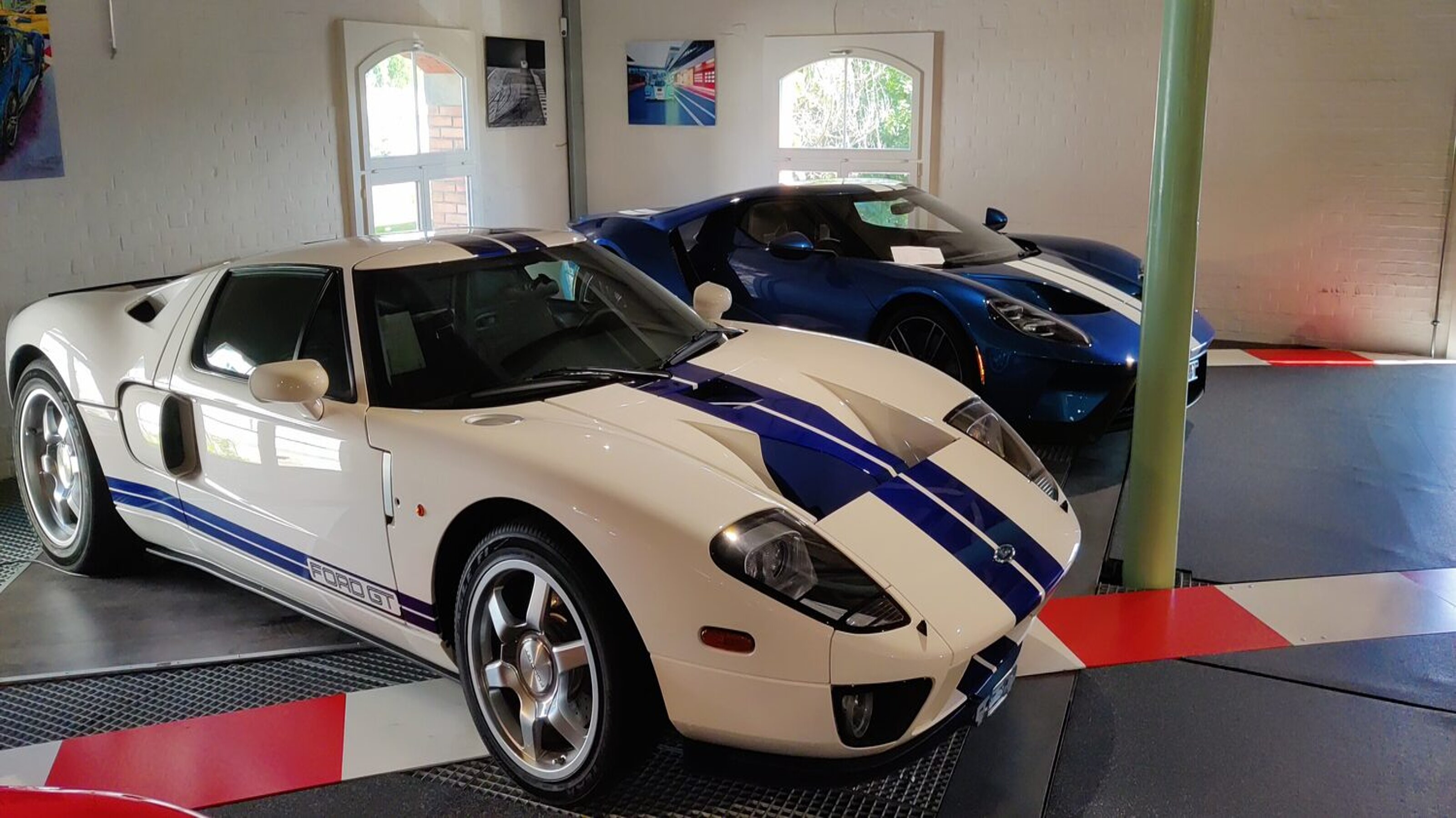 Blick in die Ausstellung der Autobau Erlebniswelt in Romanshorn TG