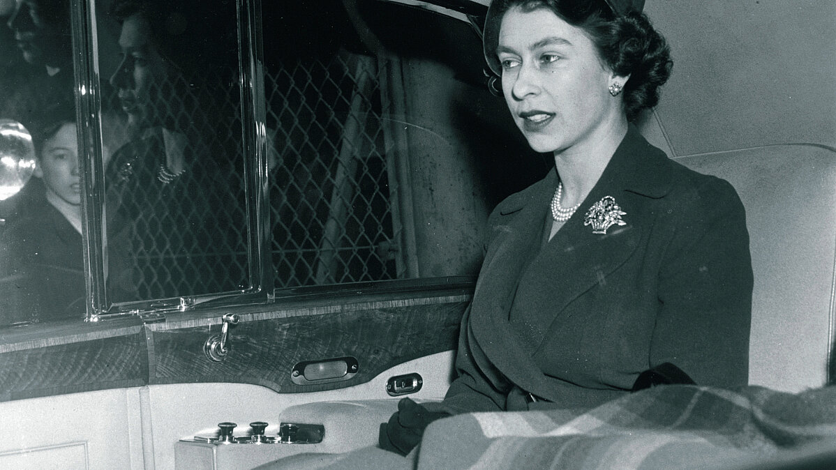 Queen Elizabeth II. Phantom IV