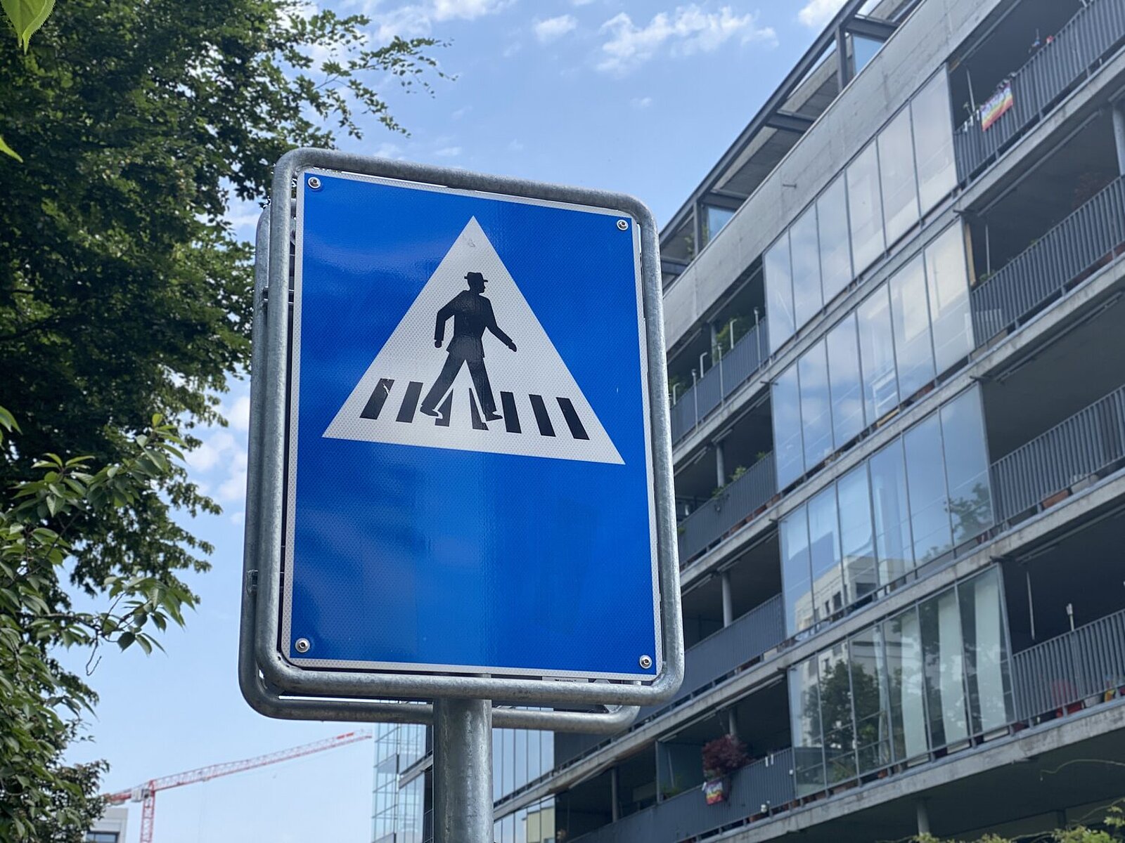 Verkehrsschild Trottoir
