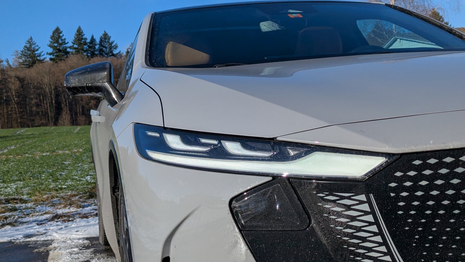 Frontleuchten des Mazda 6e