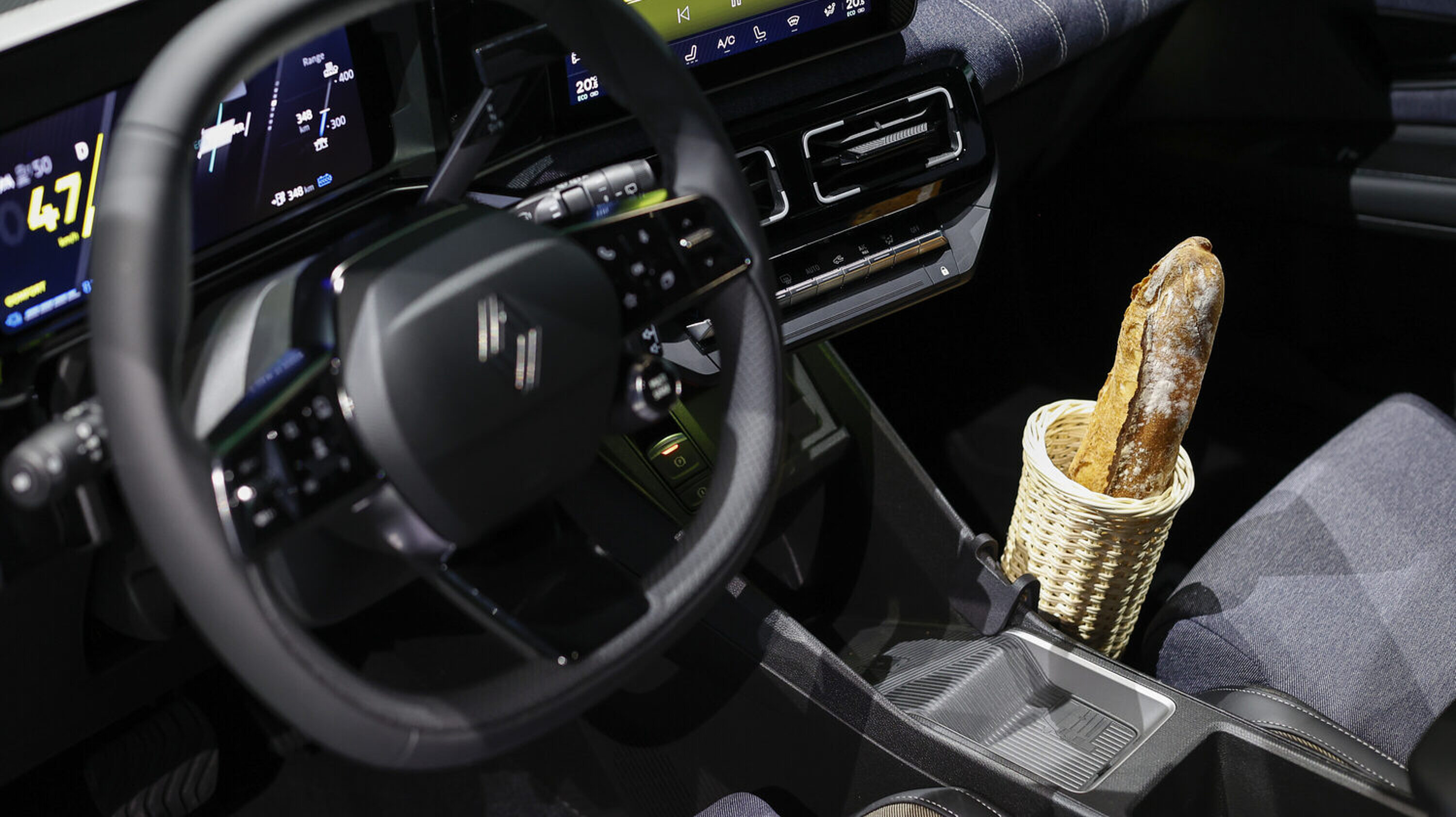 Brotkorb im Renault R5