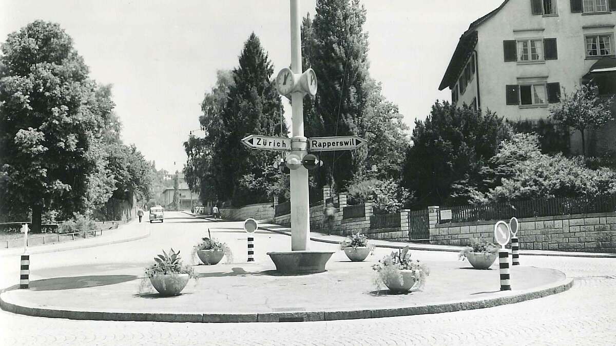 Zollikon Kreisel Schweiz