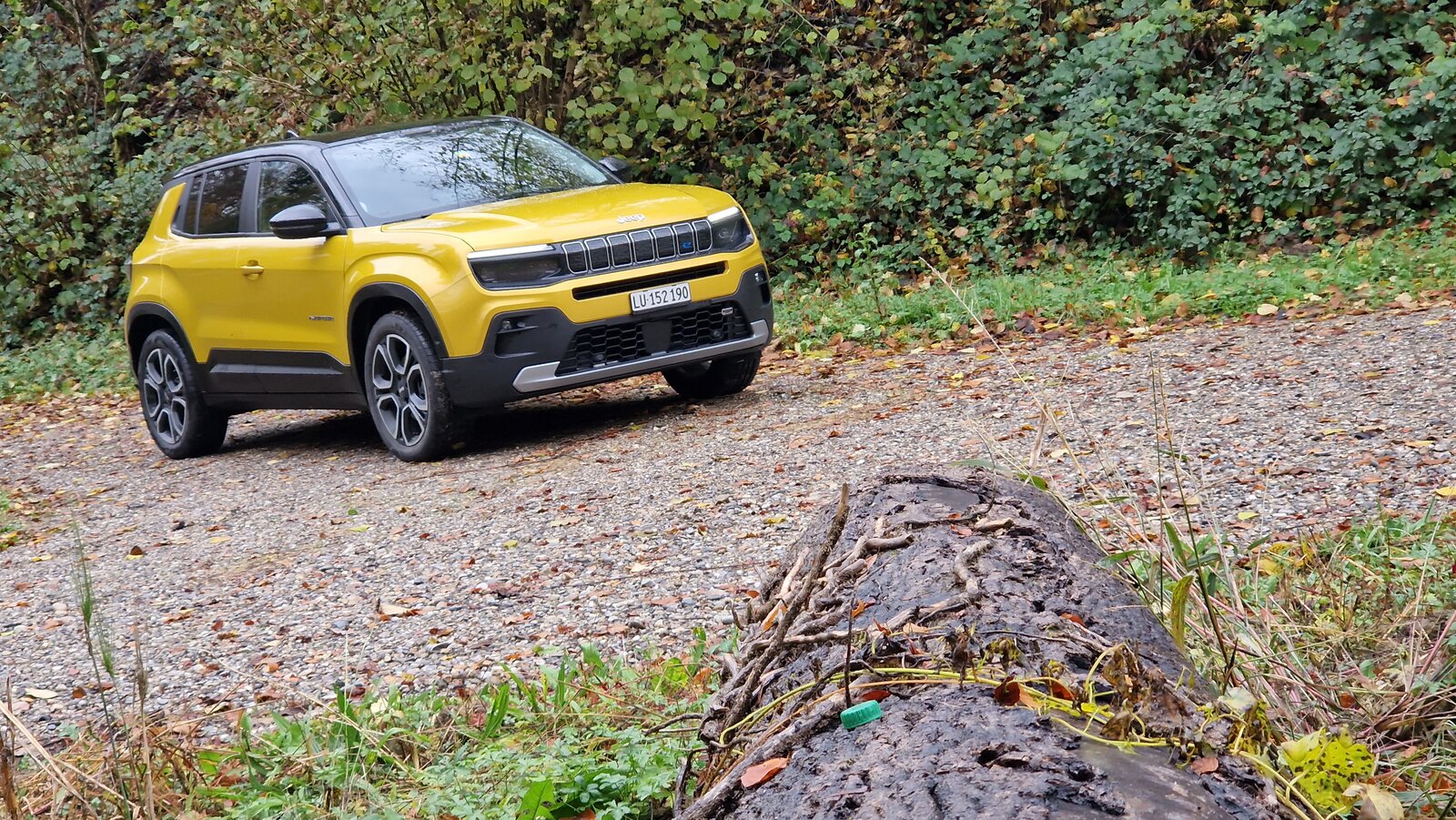 Jeep Avenger von vorne