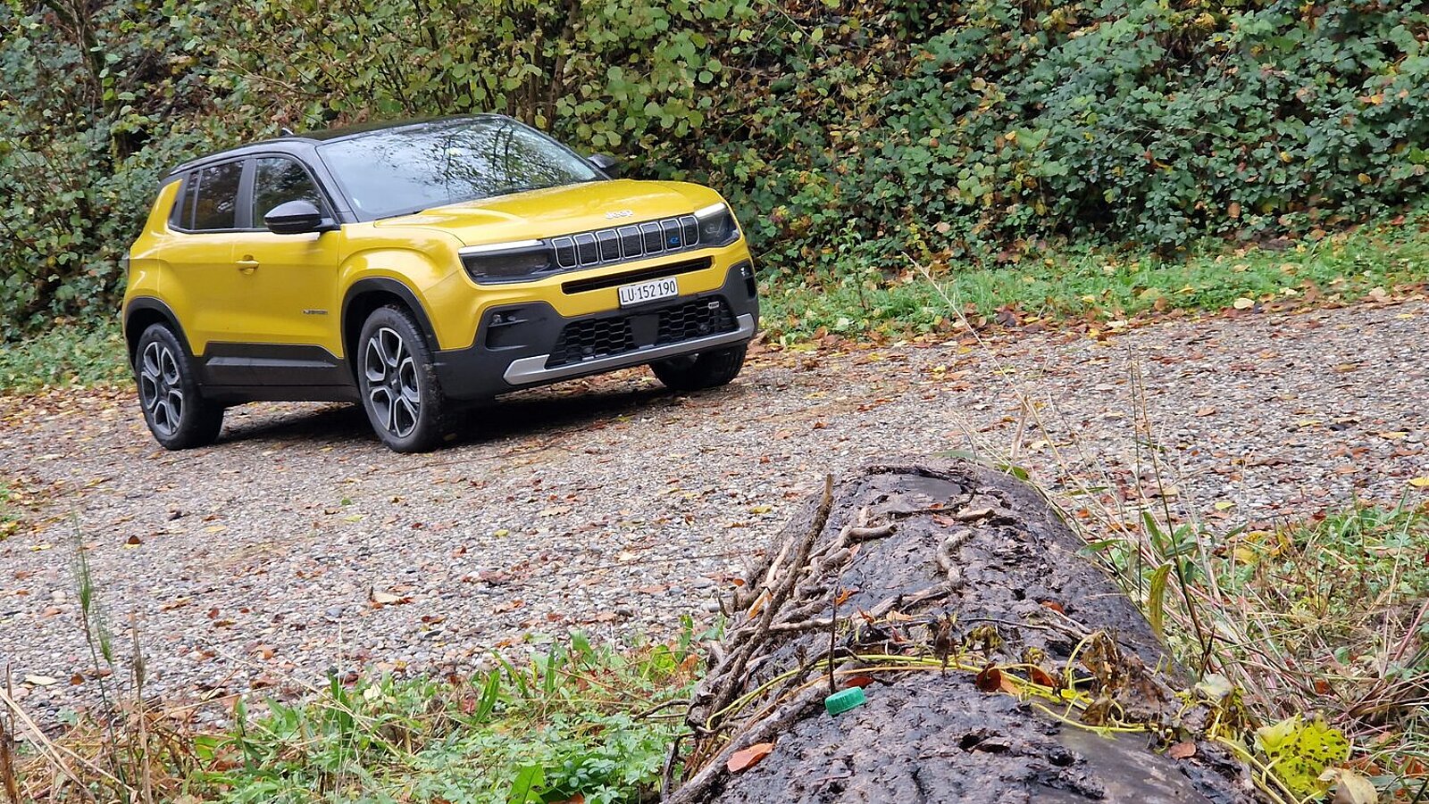 Jeep Avenger von vorne