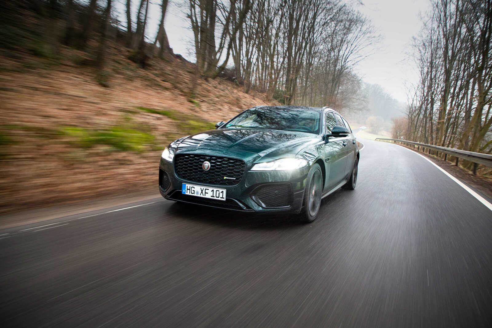 Jaguar XF Sportbrake von vorne