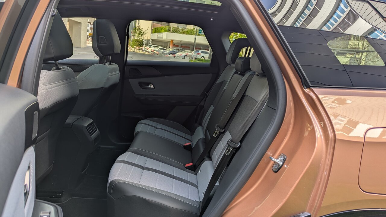Rücksitze im Opel Grandland