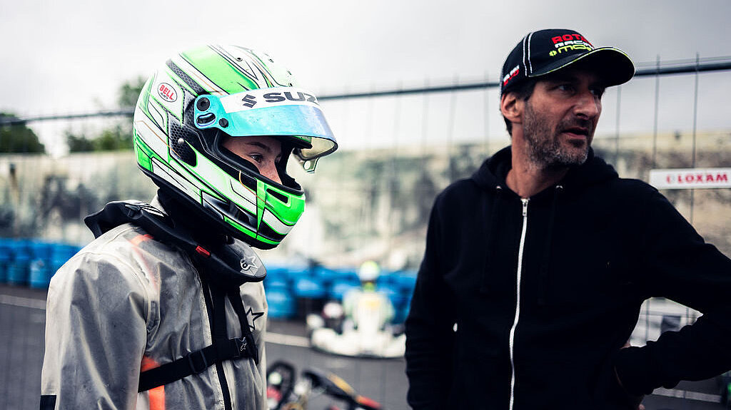 Florin und Fabain Eggenberger an einer Kartstrecke