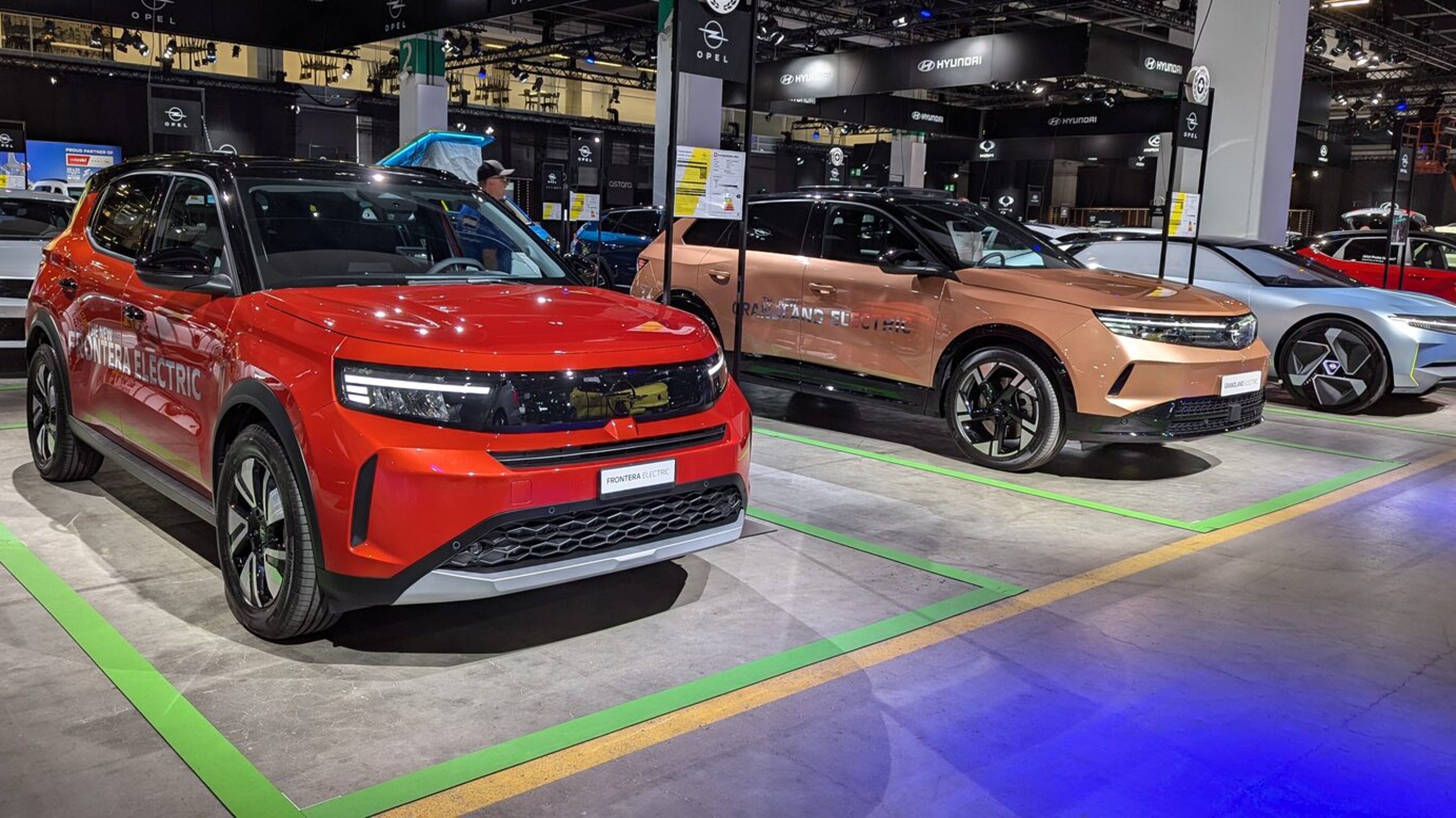 Opel Frontera an der Auto Zürich