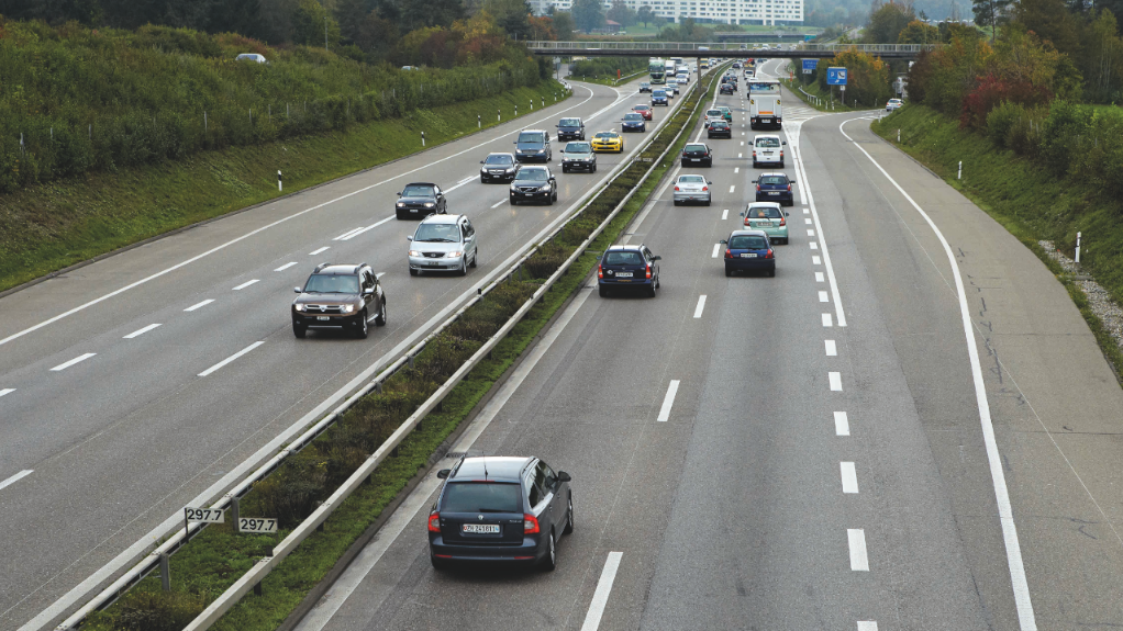 verkehrsreiche Autobahn