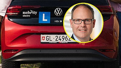 Fahrschulauto mit 