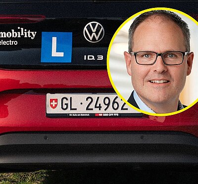 Fahrschulauto mit 