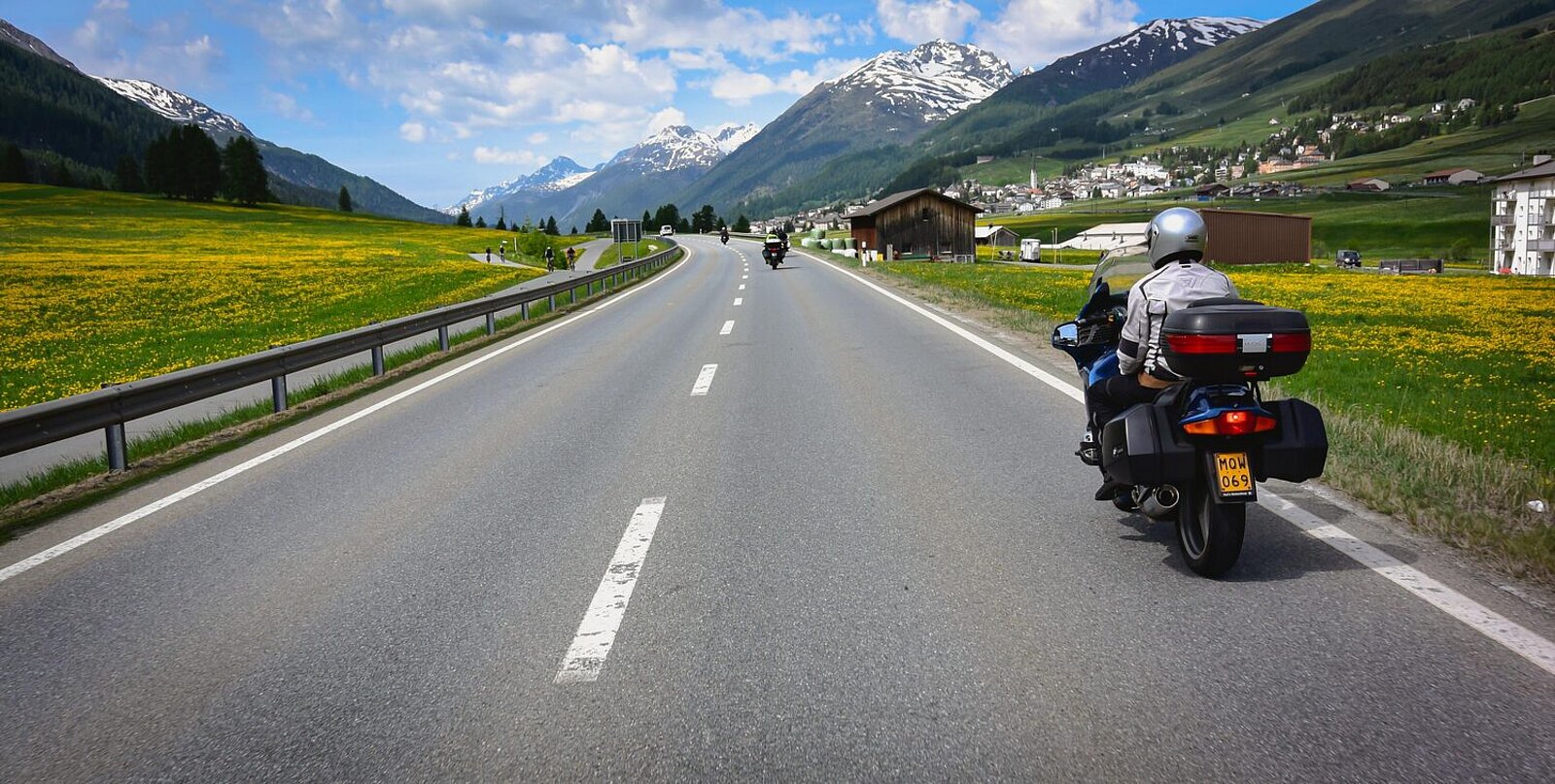 Töfffahrer in den Alpen