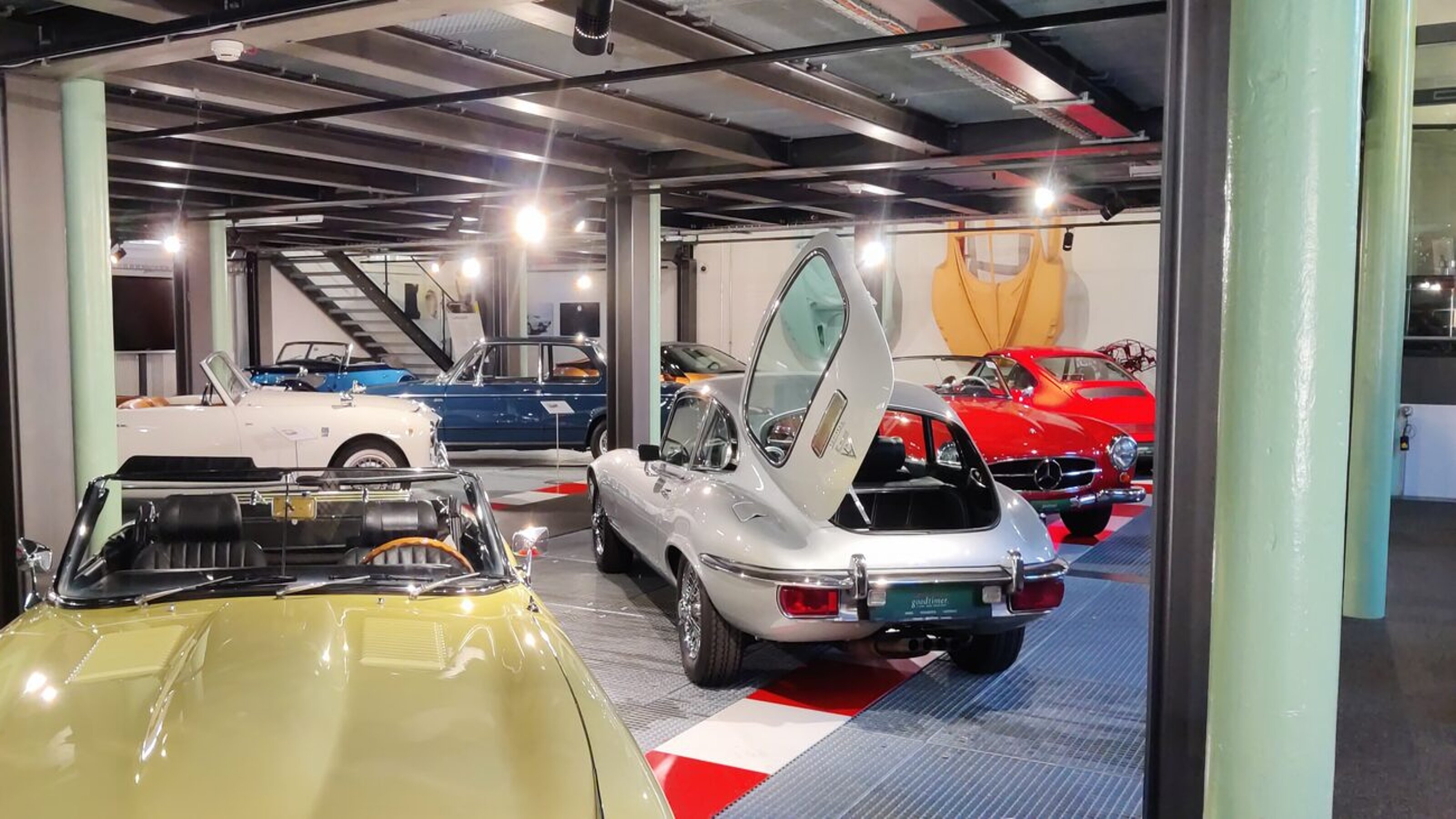 Blick in die Ausstellung der Autobau Erlebniswelt in Romanshorn TG