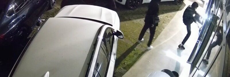 Aufnahmen zeigen drei Täter auf frischer Tat. Bild: zVg