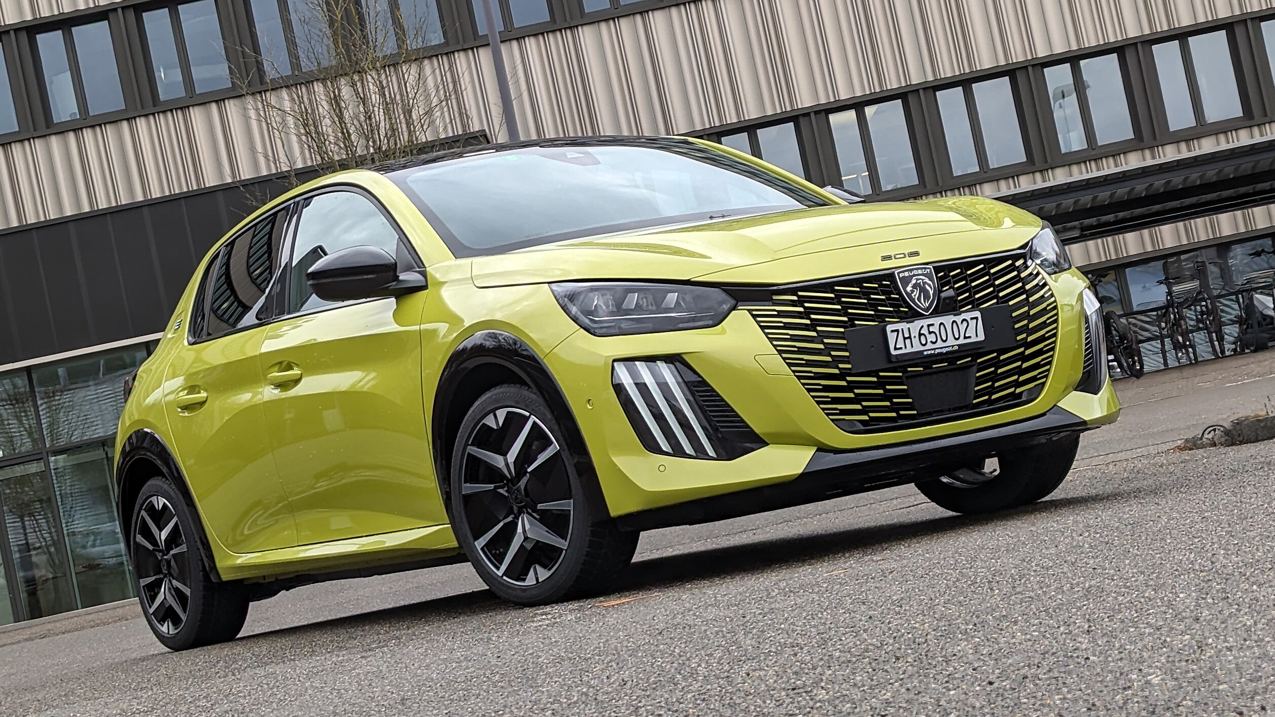 Peugeot 208