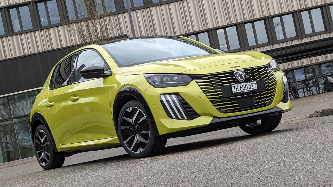 Peugeot 208