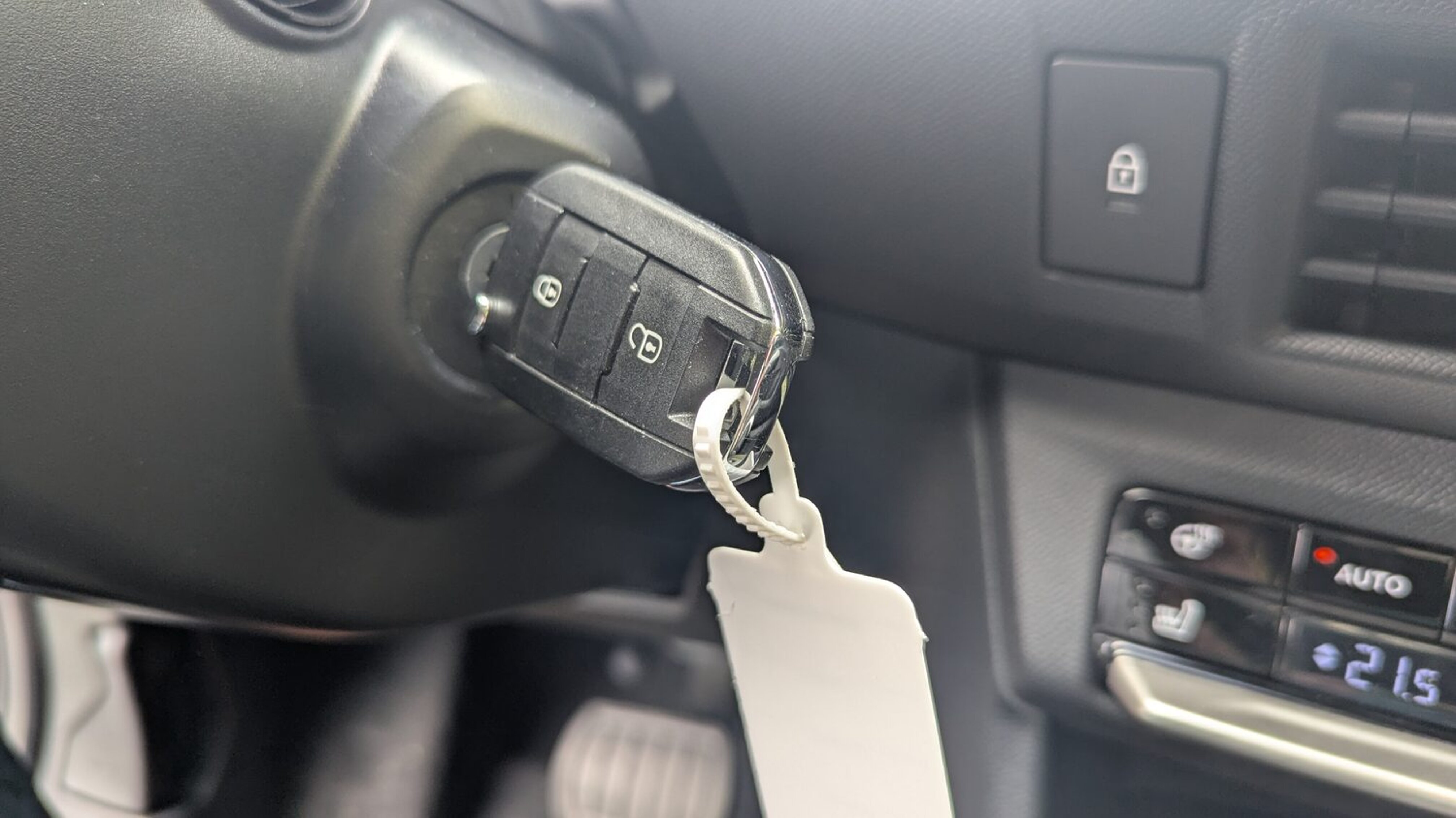 Zündschlüssel im Opel Frontera
