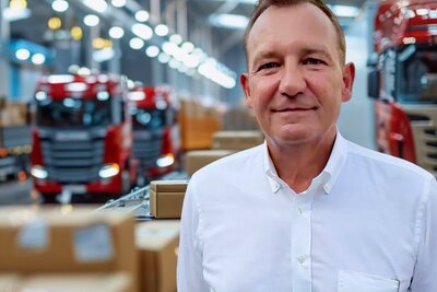 SVP-Nationalrat Thomsd Matter ist Mitinitiant der Nachhaltigkeits-Initiative. Sie fordert eine Begrenzung der ständigen Wohnbevöllkerung in der Schweiz auf 10 Millionen Menschen. Bild: Thomas Matter, Freepik