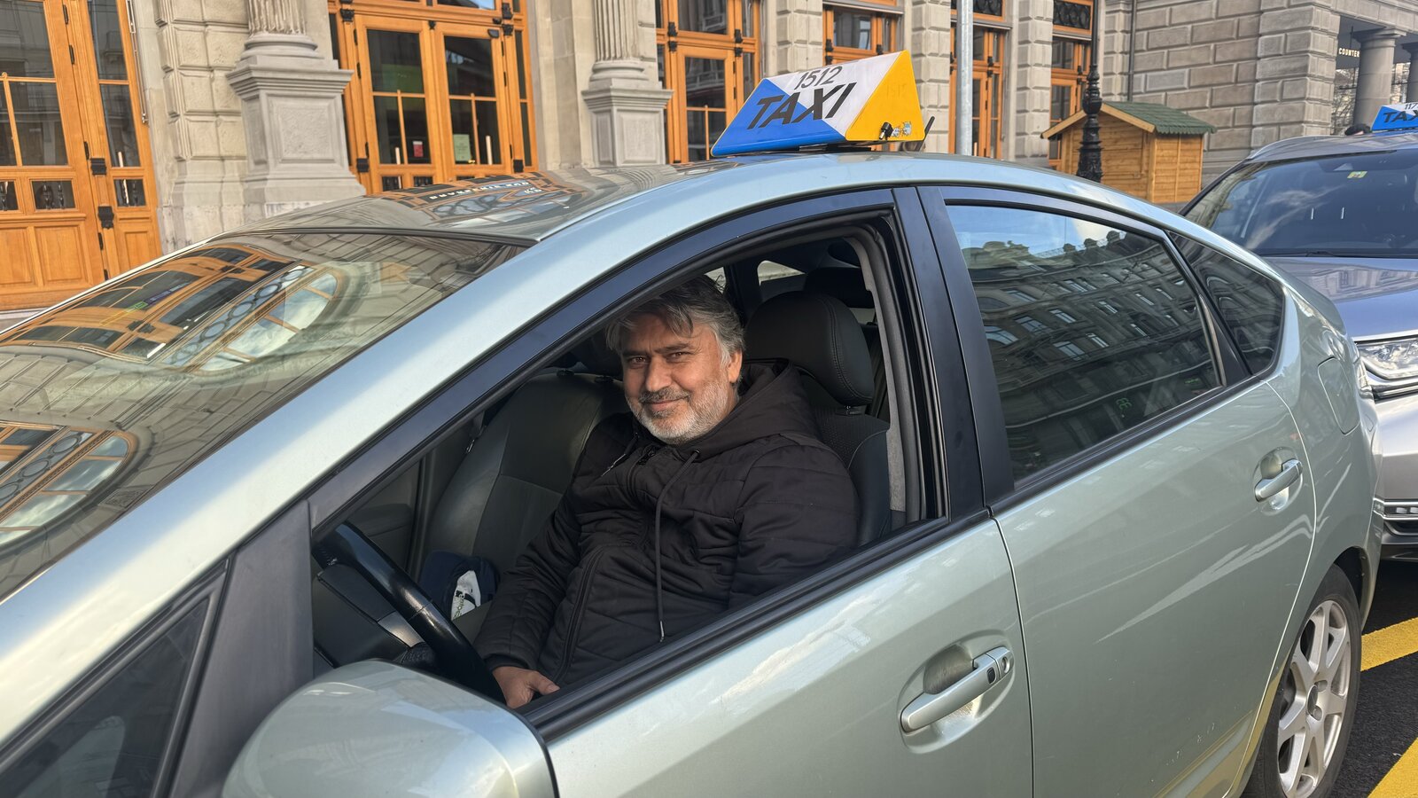1500 Fahrerinnen und Fahrer von Zürcher Taxiunternehmen haben keine neue Fahrbewilligung erhalten. Bild: STREETLIFE, Salvatore Iuliano.